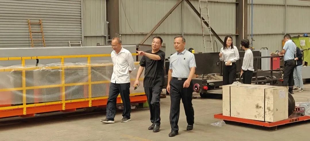 熱烈歡迎省市場(chǎng)監(jiān)督管理局認(rèn)證處史明甫處長(zhǎng)等一行蒞臨東起集團(tuán)考察調(diào)研!